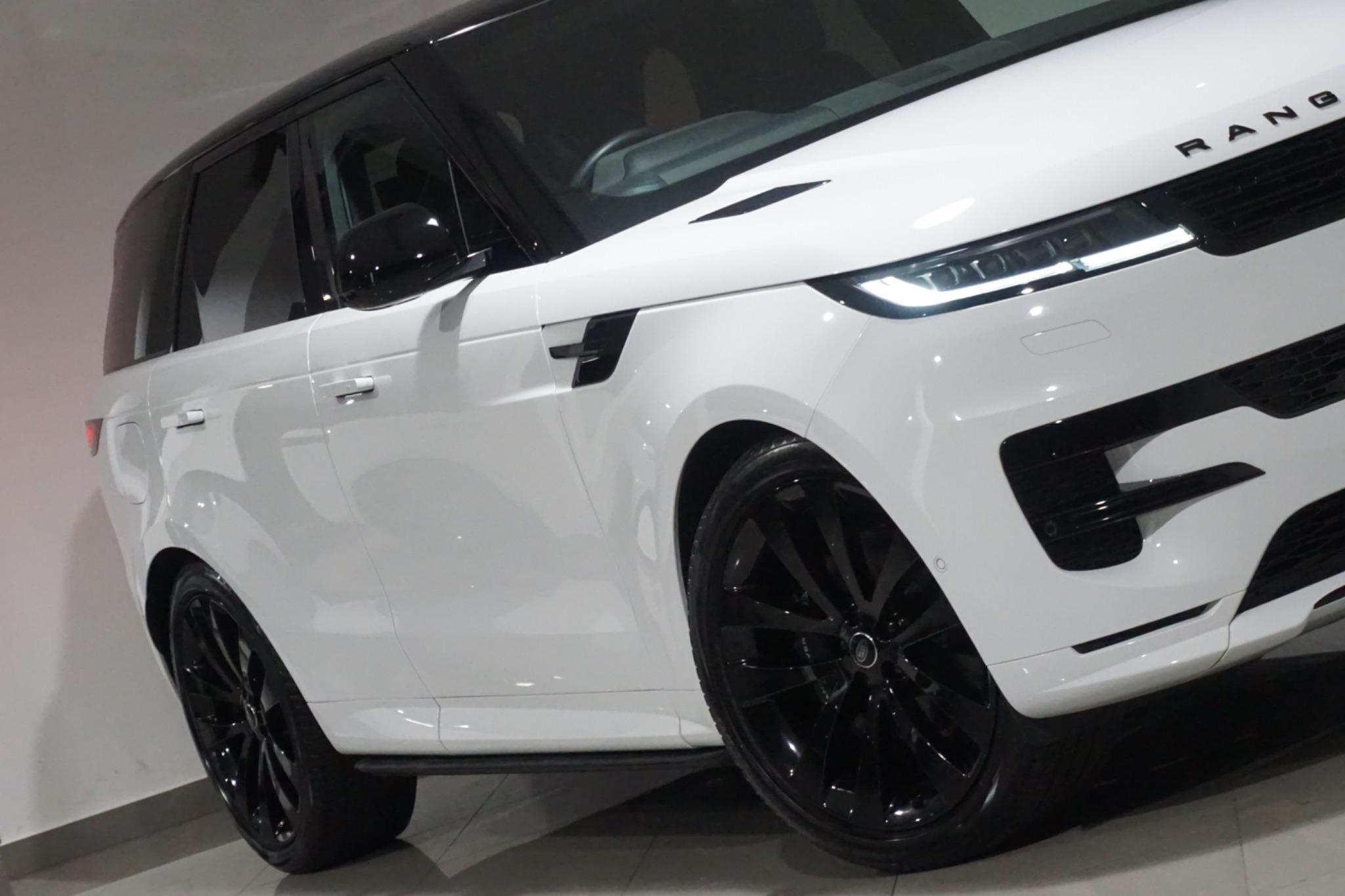 Land Rover Range Rover Sport 3.0 D300 MHEV Dynamic SE Auto 4WD Euro 6 (s/s) 5dr